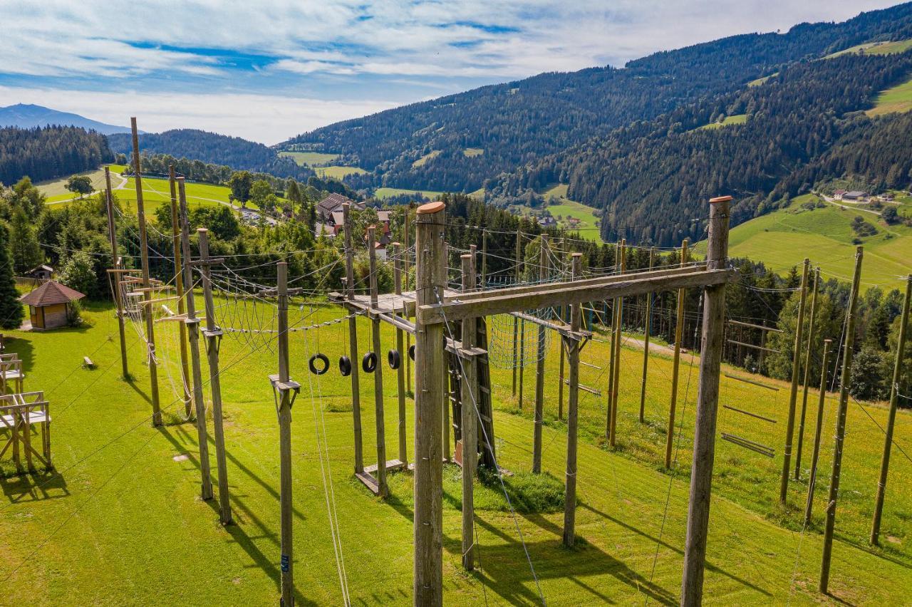 Hotel Moselebauer Bad Sankt Leonhard im Lavanttal Bagian luar foto