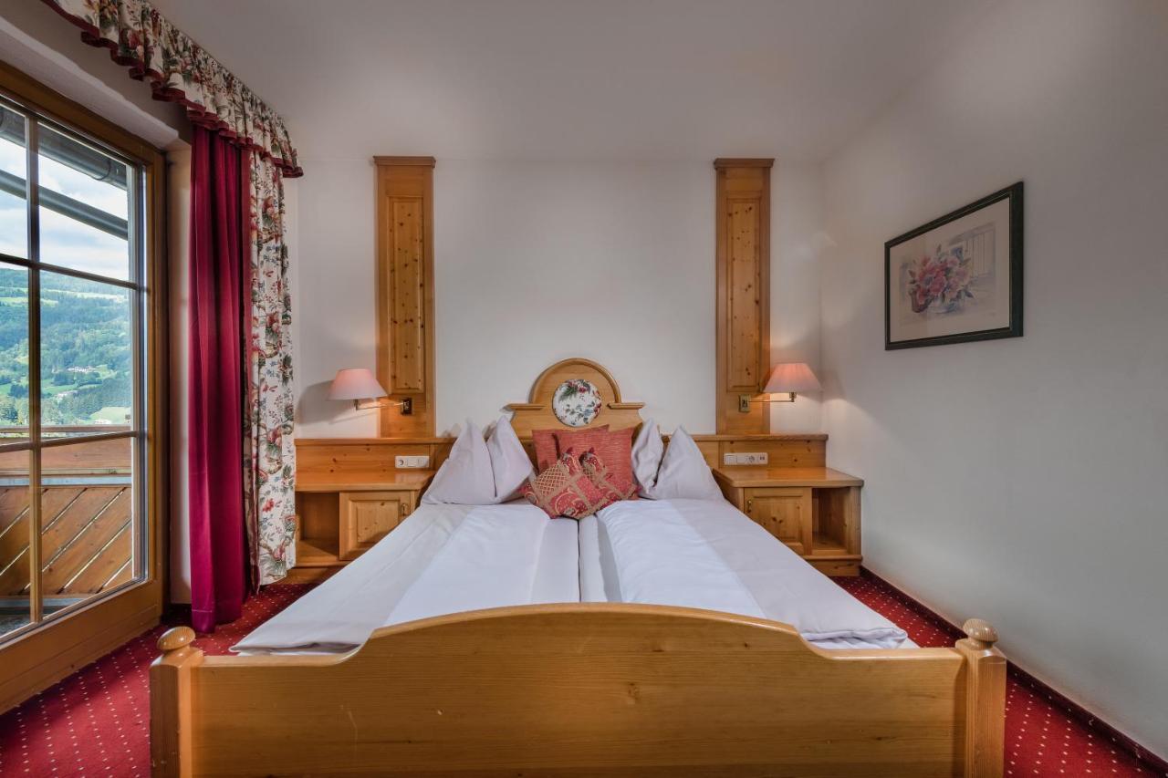 Hotel Moselebauer Bad Sankt Leonhard im Lavanttal Bagian luar foto