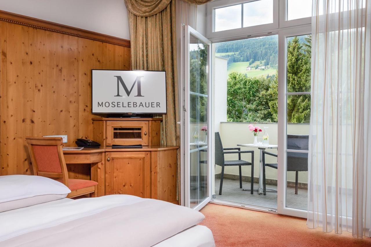 Hotel Moselebauer Bad Sankt Leonhard im Lavanttal Bagian luar foto