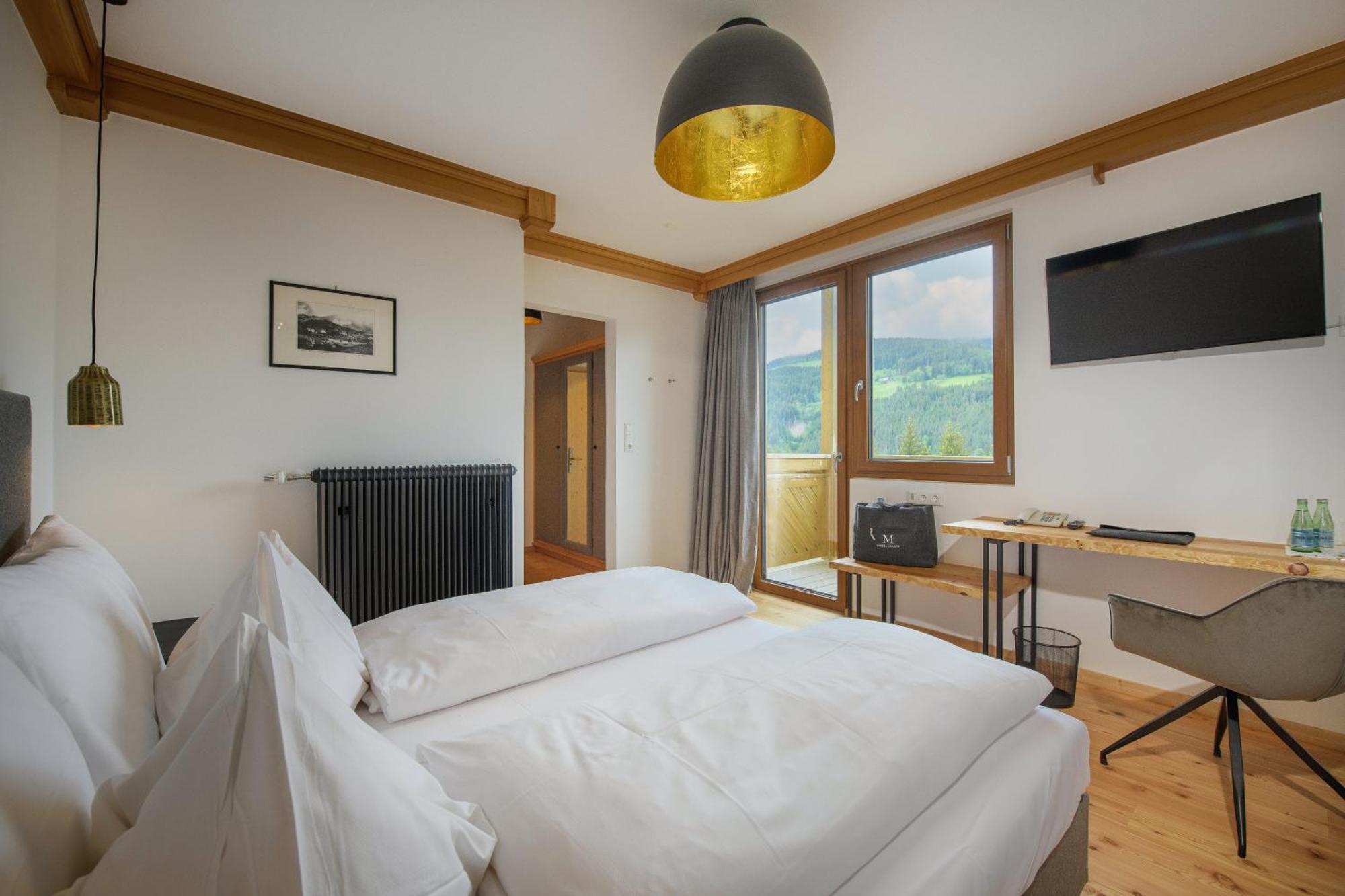 Hotel Moselebauer Bad Sankt Leonhard im Lavanttal Bagian luar foto