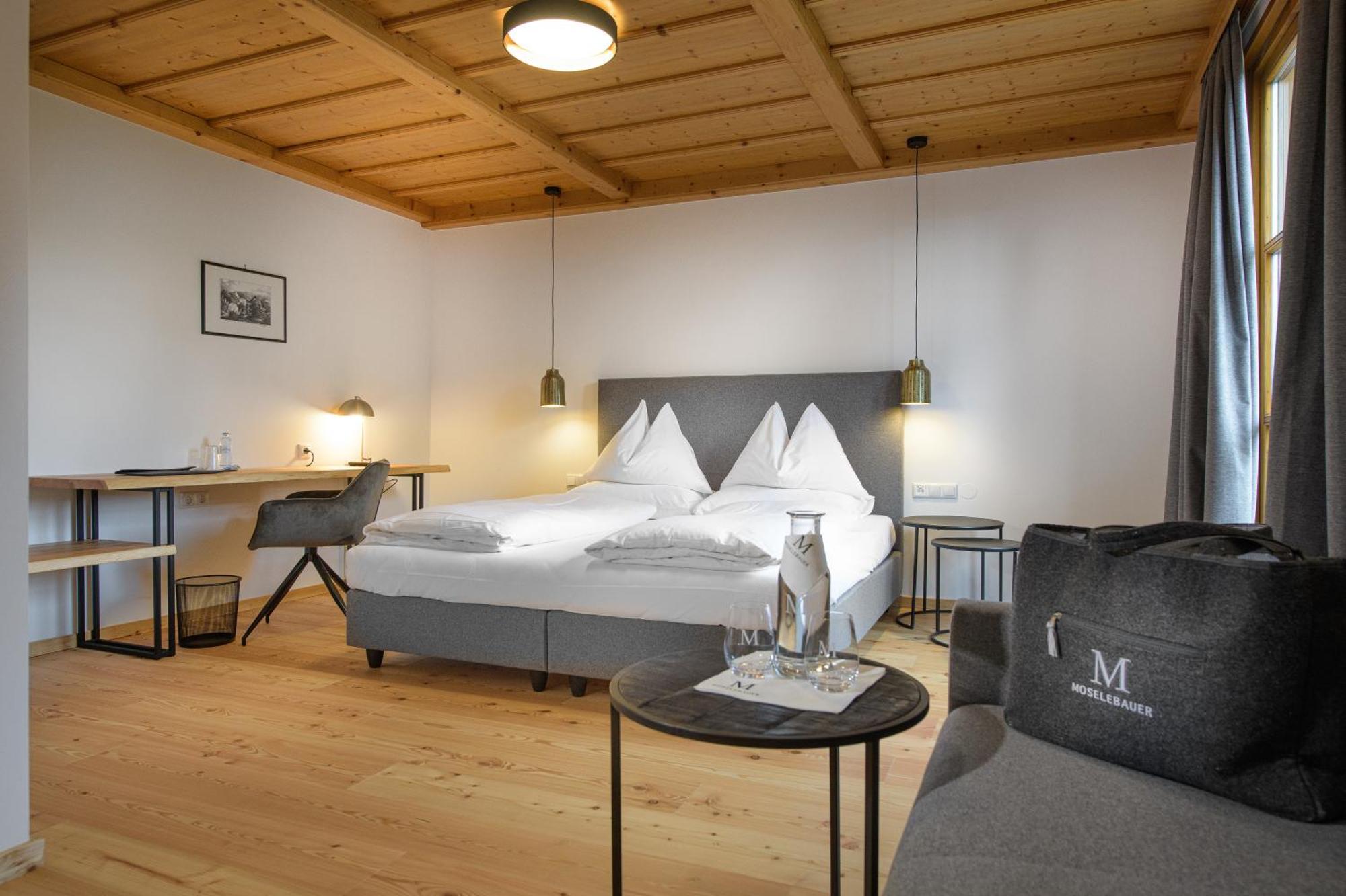 Hotel Moselebauer Bad Sankt Leonhard im Lavanttal Bagian luar foto